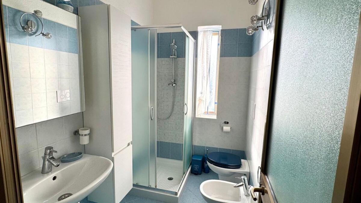 Tina's Tiny House - 10 Meters From The * Olbia